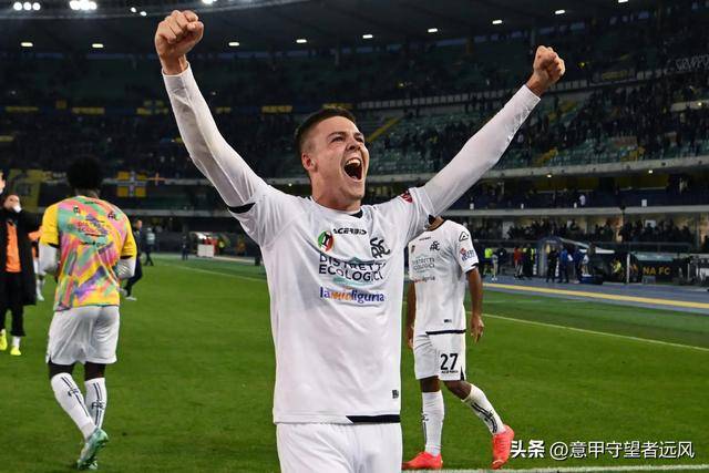 关于都灵客场逼平对手，保持不败纪录的信息