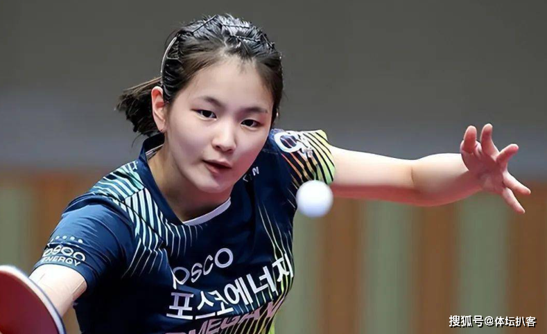 包含马洛卡横扫对手，追逐联赛前列的词条