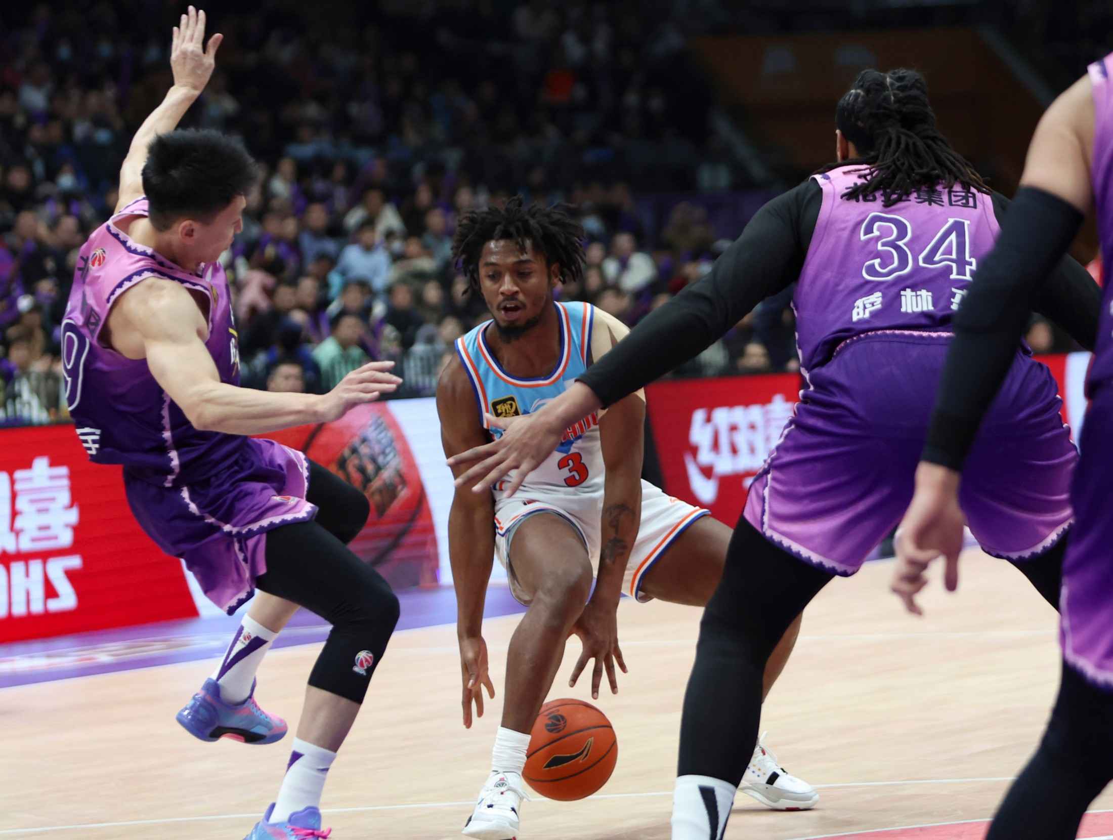 九游娱乐-连败疲态尽显，球队士气低迷的简单介绍