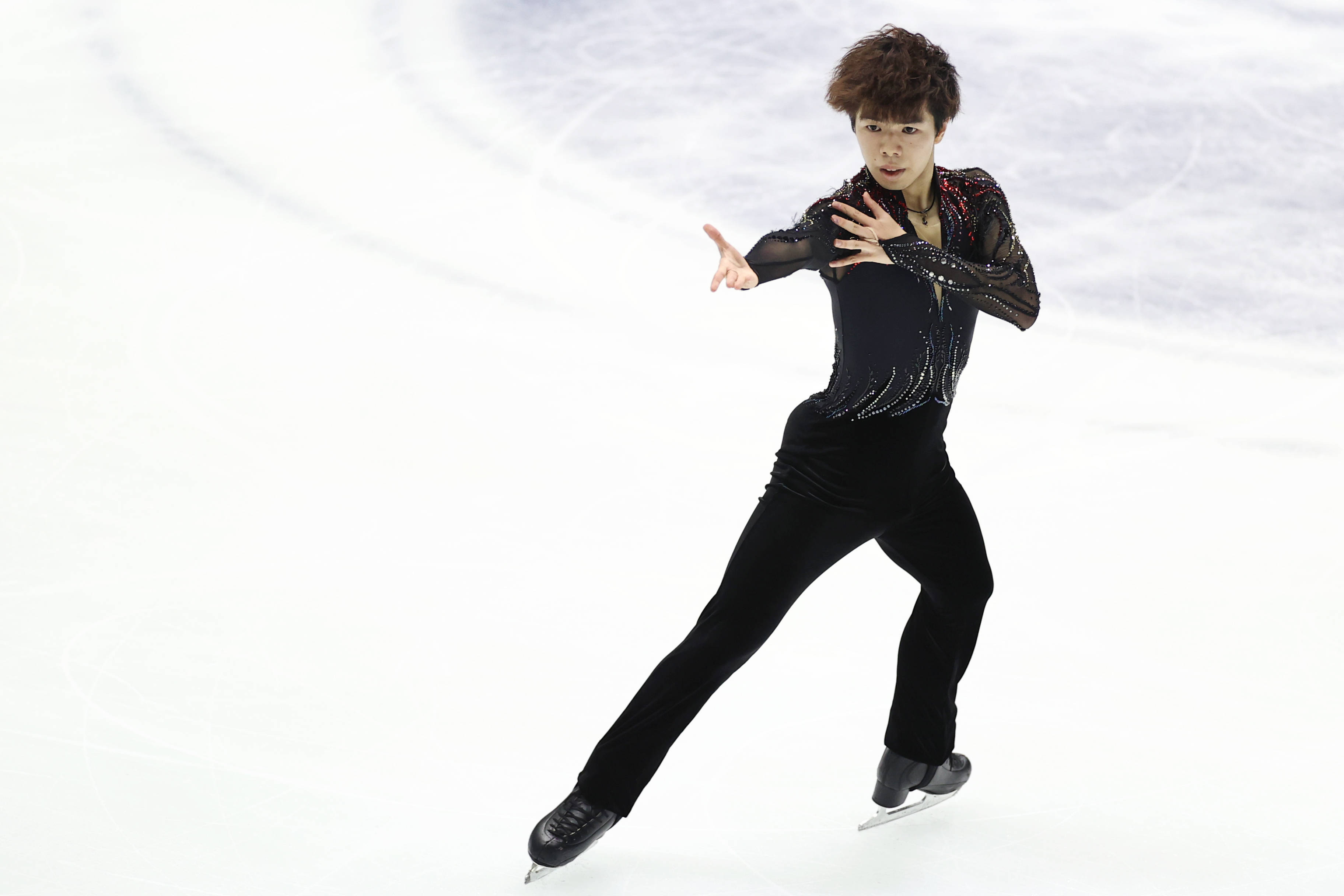 九游培训-速度滑冰男团体追逐赛：日本夺冠的简单介绍